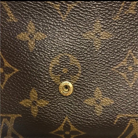 ♥️ 100% Authentic Louis Vuitton wallet - Picture 9 of 12